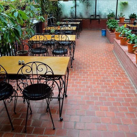 Thamel Grand Hotel Катманду Экстерьер фото